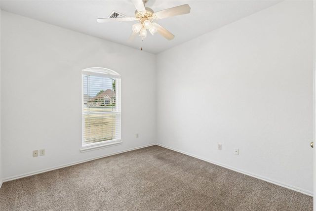 12 NW Ashbury Way, Lawton, OK 73505