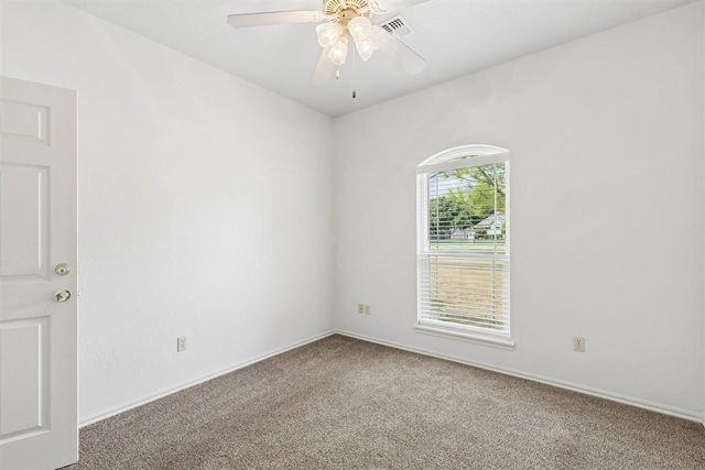 12 NW Ashbury Way, Lawton, OK 73505