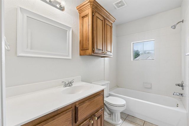 12 NW Ashbury Way, Lawton, OK 73505