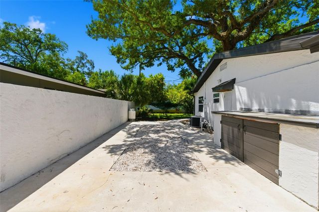 8326 40TH PLACE N, St Petersburg, FL 33709