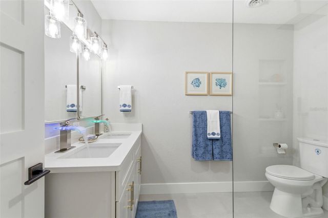 8326 40TH PLACE N, St Petersburg, FL 33709