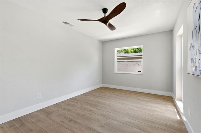 8326 40TH PLACE N, St Petersburg, FL 33709