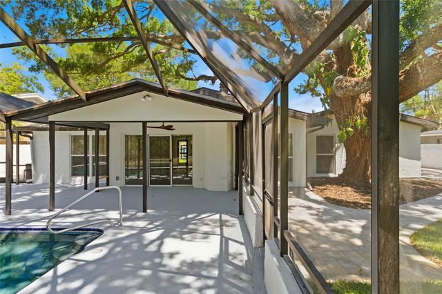 8326 40TH PLACE N, St Petersburg, FL 33709