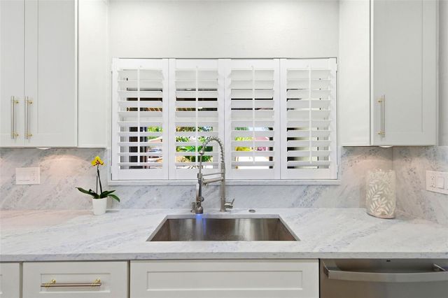 8326 40TH PLACE N, St Petersburg, FL 33709