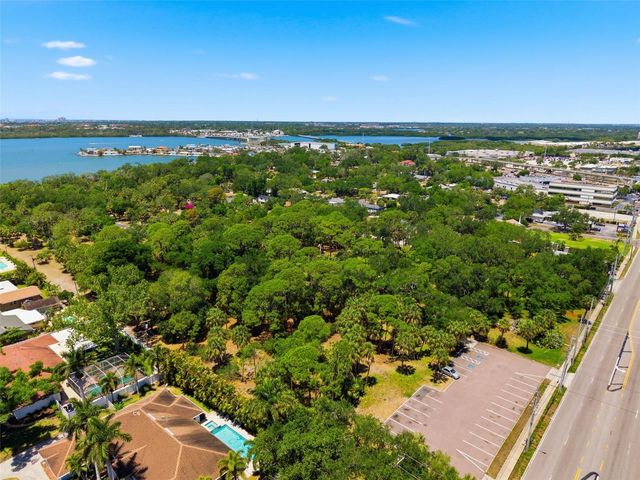 8326 40TH PLACE N, St Petersburg, FL 33709