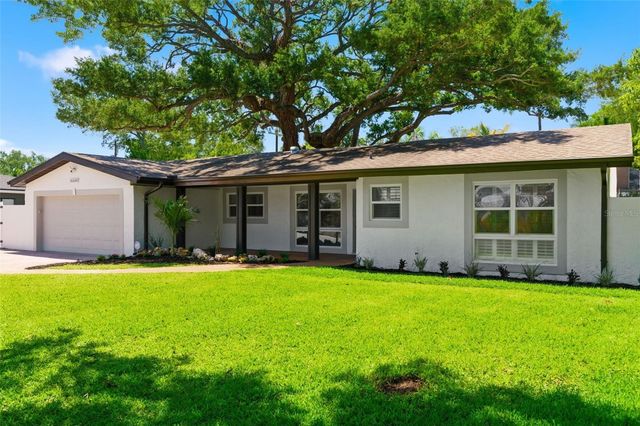 8326 40TH PLACE N, St Petersburg, FL 33709