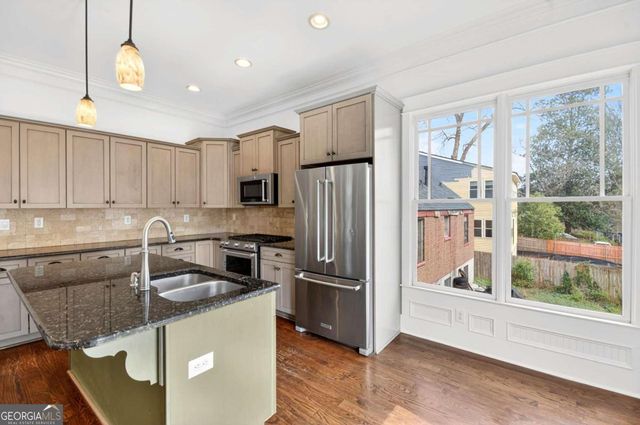 2129 Oakview Road SE, Atlanta, GA 30317