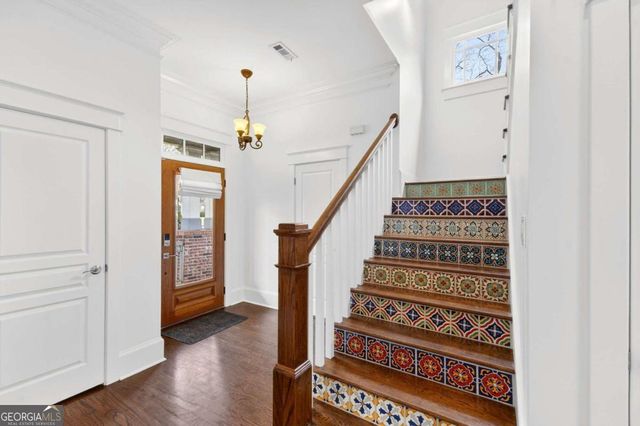 2129 Oakview Road SE, Atlanta, GA 30317