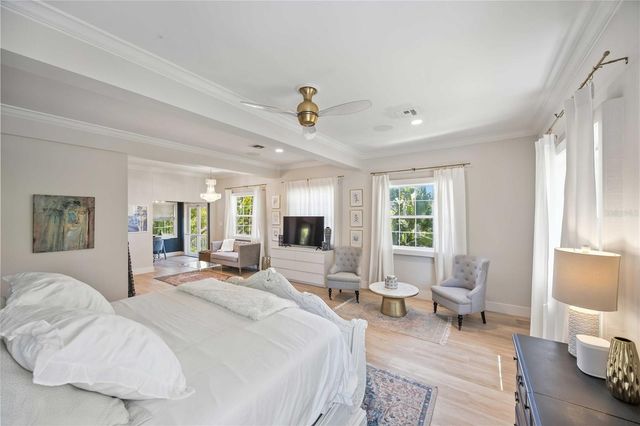 2381 FLORINDA STREET, Sarasota, FL 34231