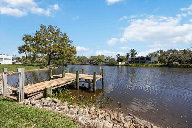 2381 FLORINDA STREET, Sarasota, FL 34231