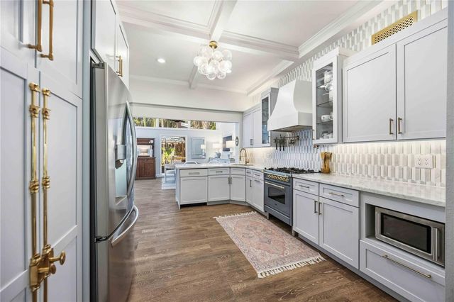 2381 FLORINDA STREET, Sarasota, FL 34231