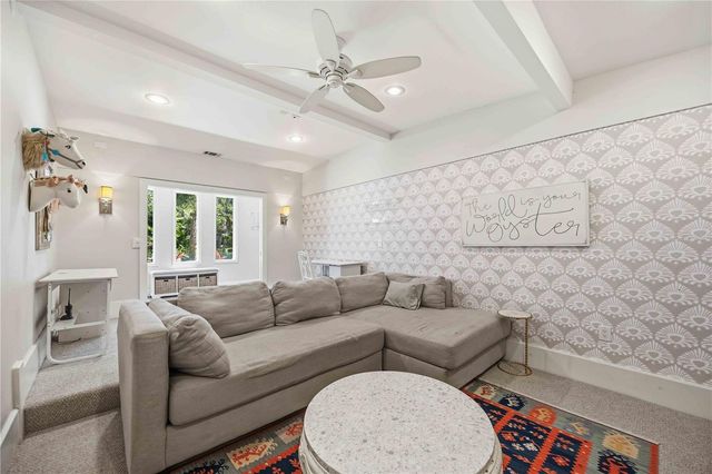 2381 FLORINDA STREET, Sarasota, FL 34231