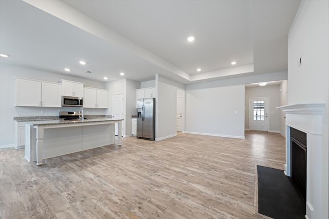 1325 Maize Ln, Lebanon, TN 37087