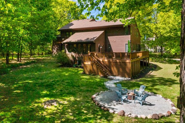 6365 Virginia Drive, Victoria, MN 55331