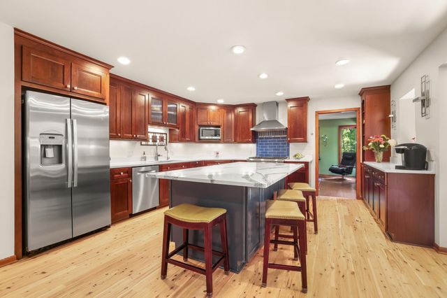 6365 Virginia Drive, Victoria, MN 55331