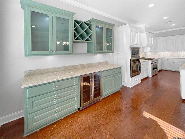 5422 Cypress Point Ln, Gonzales, LA 70737