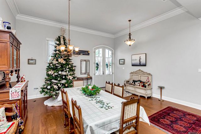 5422 Cypress Point Ln, Gonzales, LA 70737