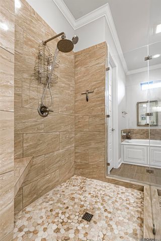 5422 Cypress Point Ln, Gonzales, LA 70737