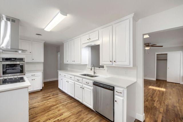 11016 Lippitt Avenue, Dallas, TX 75218