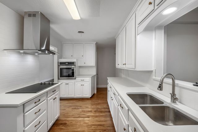 11016 Lippitt Avenue, Dallas, TX 75218