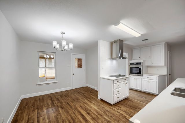 11016 Lippitt Avenue, Dallas, TX 75218