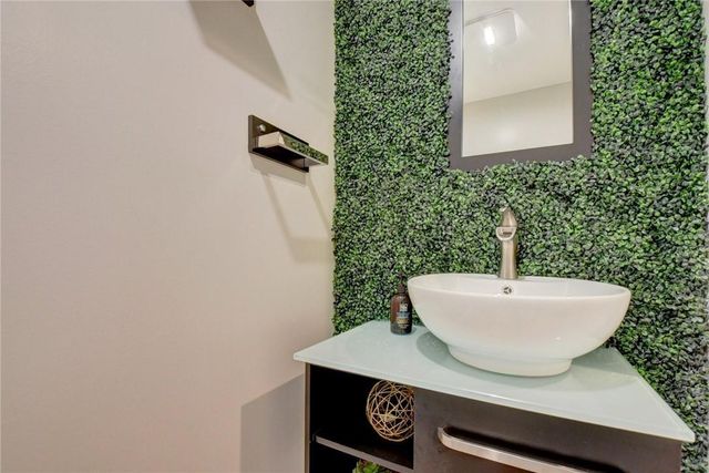246 Avenue L, Delray Beach, FL 33483