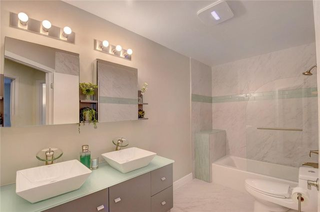 246 Avenue L, Delray Beach, FL 33483
