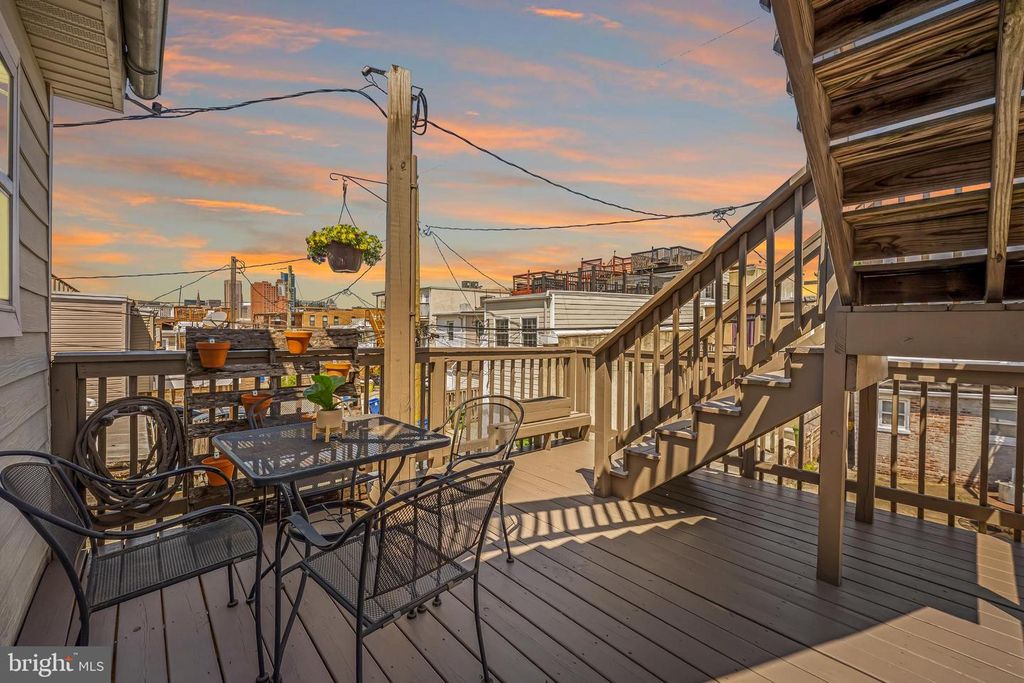 Image 25 of property listing at 1319 CLARKSON ST, Baltimore, MD 21230