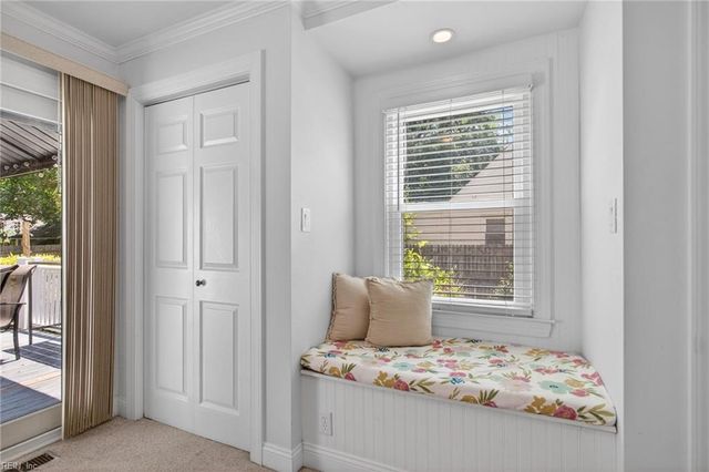 16 Roberts CT E, Portsmouth, VA 23701