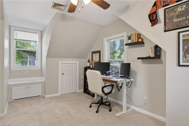 16 Roberts CT E, Portsmouth, VA 23701
