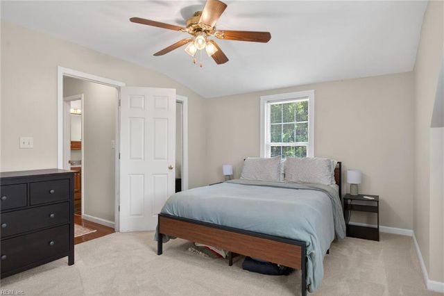 16 Roberts CT E, Portsmouth, VA 23701