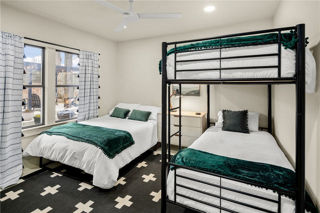 310 NW J Street, Bentonville, AR 72712