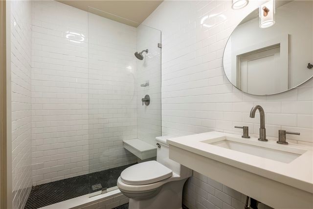 310 NW J Street, Bentonville, AR 72712