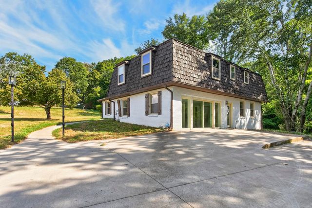 742C Bates Rd, Lebanon, TN 37087