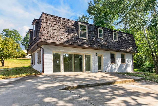 742C Bates Rd, Lebanon, TN 37087