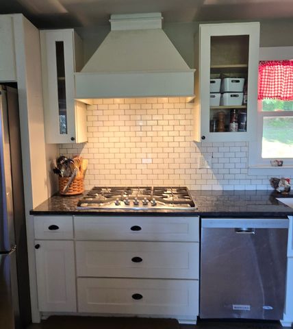 638 Mimosa Rd, Fayetteville, TN 37334