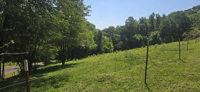638 Mimosa Rd, Fayetteville, TN 37334
