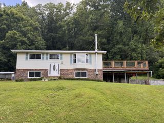 638 Mimosa Rd, Fayetteville, TN 37334