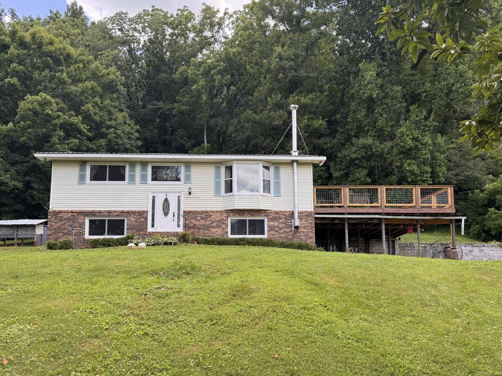 638 Mimosa Rd, Fayetteville, TN 37334