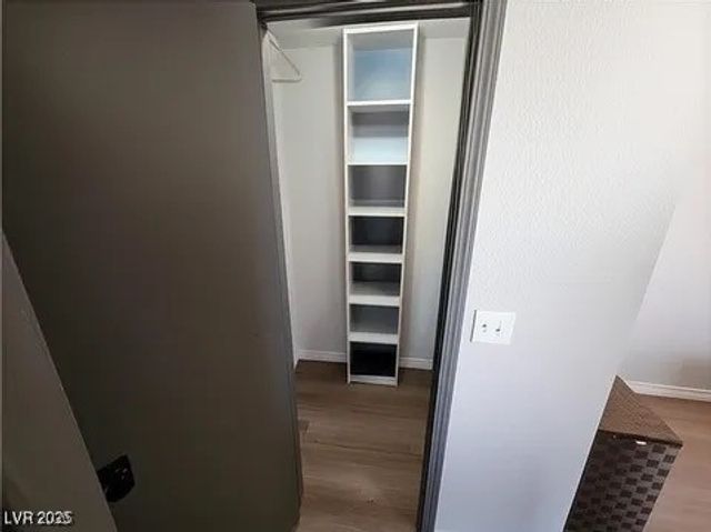 8072 Cimarron Ridge Drive 201, Las Vegas, NV 89128