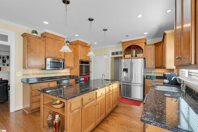 15 March Winds Court, Greer, SC 29650