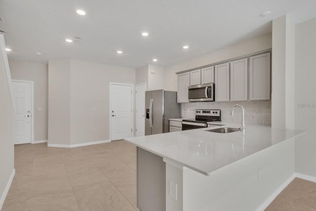 2743 FETCHING TRL, Davenport, FL 33896