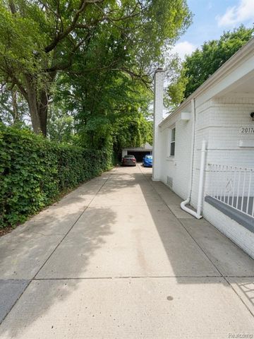 20176 Cheyenne Street, Detroit, MI 48235