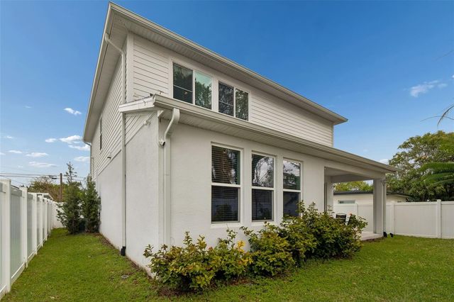 3920 W LEMON STREET, Tampa, FL 33609