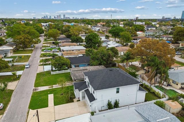 3920 W LEMON STREET, Tampa, FL 33609