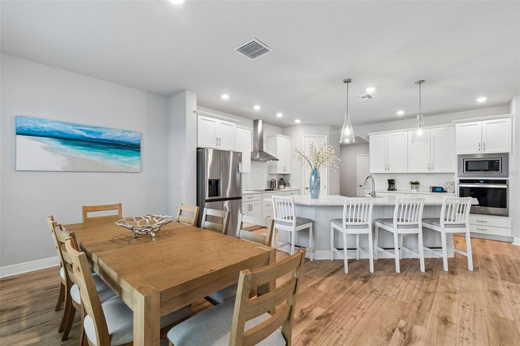 Image 20 of property listing at 3920 W LEMON STREET, Tampa, FL 33609