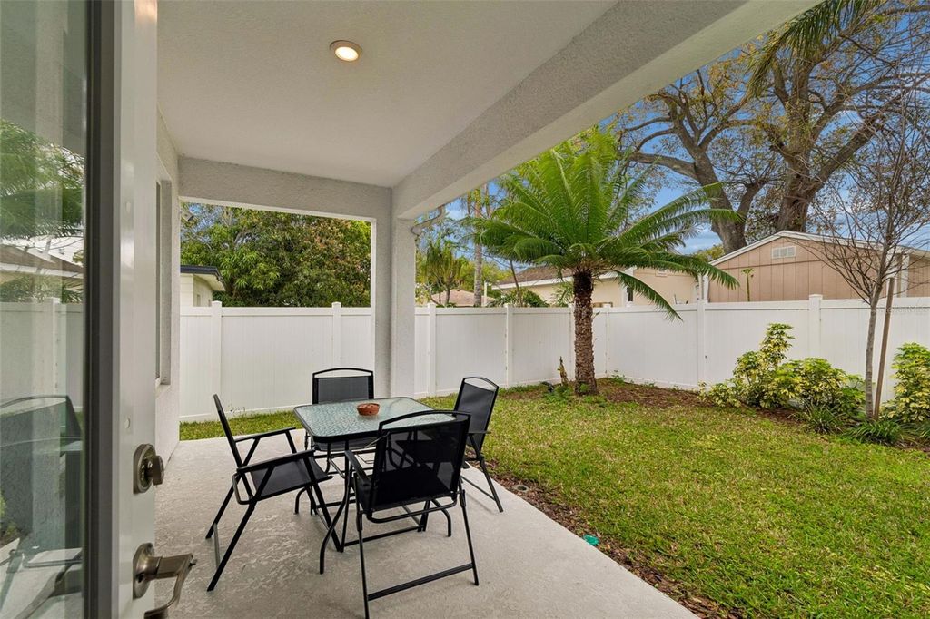 Image 45 of property listing at 3920 W LEMON STREET, Tampa, FL 33609