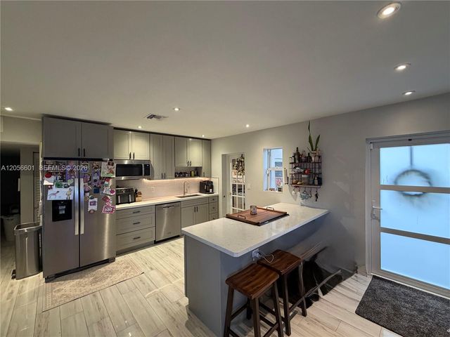 3322 SW 15th Ct, Fort Lauderdale, FL 33312