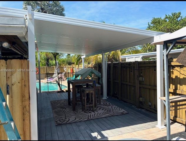 3322 SW 15th Ct, Fort Lauderdale, FL 33312