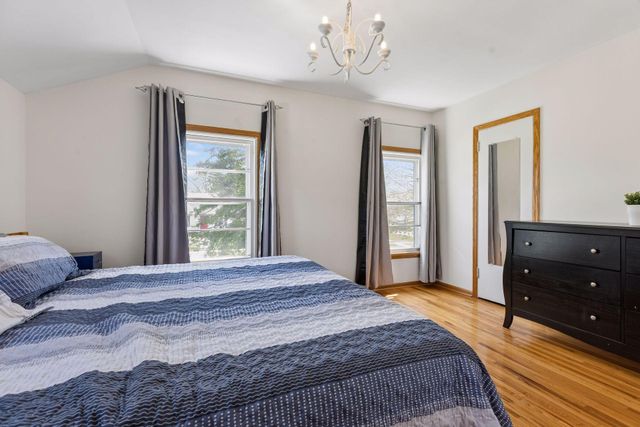 3148 Hampshire Avenue S, Saint Louis Park, MN 55426